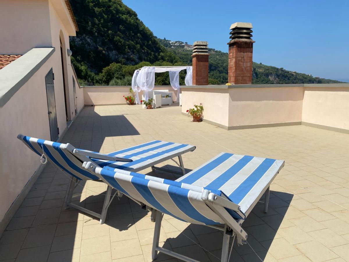 Achille Home B&B Sorrente Extérieur photo