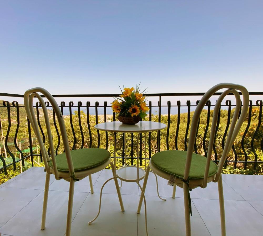 Achille Home B&B Sorrente Extérieur photo